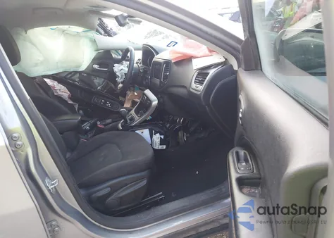 2020 Jeep Compass Sport Fwd из США, поврежденный, VIN 3C4NJCAB5LT133834